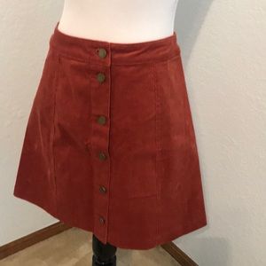 Courdory mini skirt!! Size medium!💕